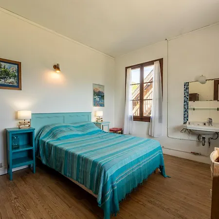 Des Bruyeres Chalet *