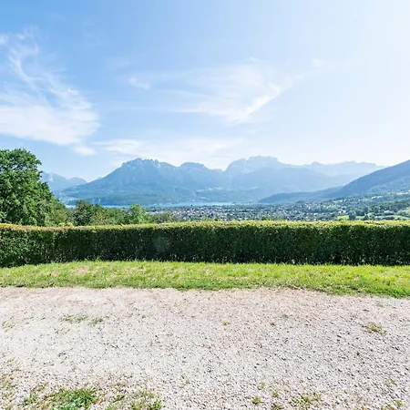 Chalet Des Bruyeres *